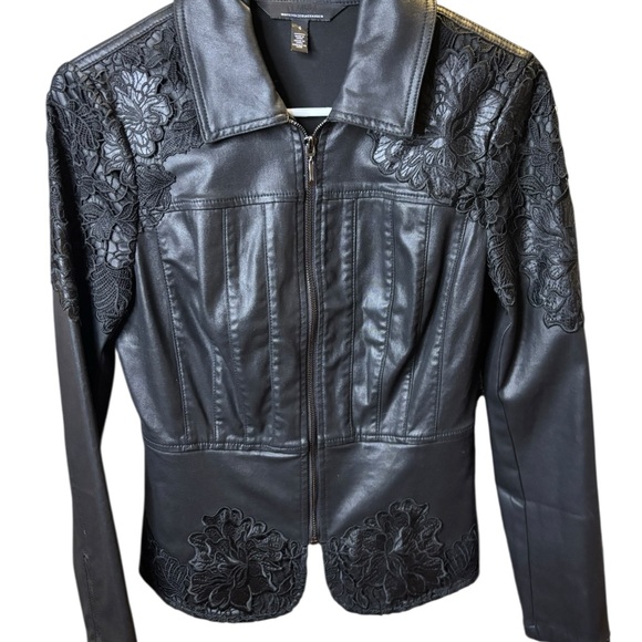 White House Black Market Coated Denim & Lace Motorcycle Jacket Faux Leather Sz 4 - Picture 2 of 5